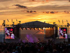 Festival Vesuf zve celou rodinu na hudbu, zábavu a degustace