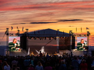 Festival Vesuf zve celou rodinu na hudbu, zábavu a degustace