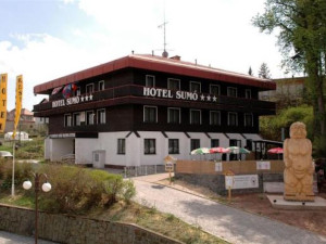 Jilemnice si koupí hotel Sumó, zaplatí za něj 24,3 milionu