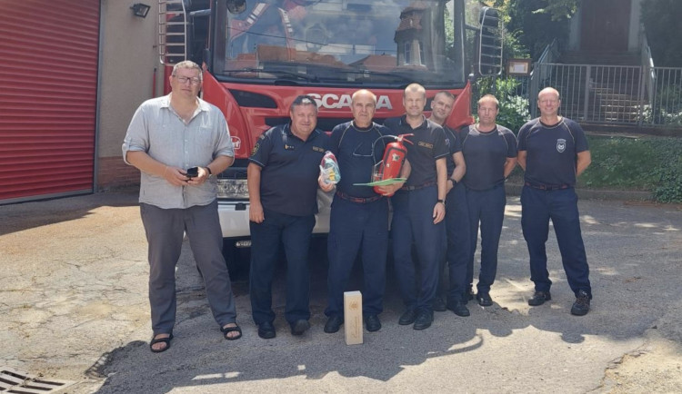 Jihomoravští hasiči se rozloučili se Zdeňkem Bílkem. Hasičem byl třicet let
