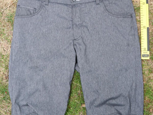 Pár okrádal místní i rekreanty na Mácháči. Zadržený muž je patnáctkrát soudně trestán