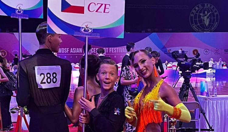 Sourozenci Bábelovi si Číně vytančili v konkurenci 60 párů sedmé místo