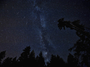 Začátkem příštího týdne bude ideální doba na pozorování meteorického roje Perseid