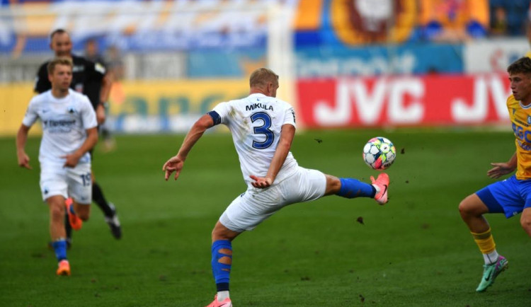 Fotbalisté Slovanu Liberec podlehli Teplicím 1:2, v závěru rozhodl o výhře Teplic Gning