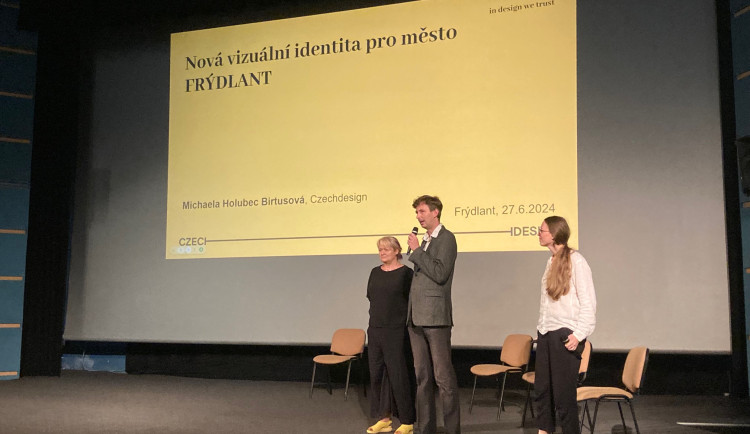 Záměr na vypsání soutěže na novou vizuální identitu představil Frýdlant občanům v červnu na veřejné prezentaci.