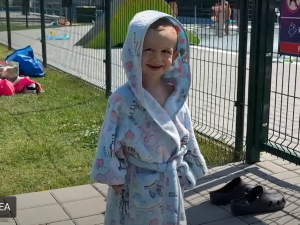 Chrastavská miminka dostanou při vítání občánků originální dárek – ručně šité župánky