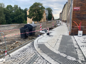 Sokolská ulice v Liberci se řidičům po rekonstrukci otevře v polovině září