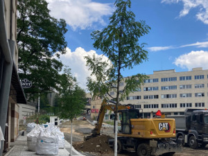 Sokolská ulice v Liberci se řidičům po rekonstrukci otevře v polovině září