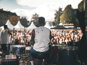 Festival Jablonecká perle slibuje to nejlepší z Jablonce. Od dobrého jídla, přes muziku po videomaping