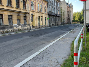 Řidiče v Jablonci čeká další komplikace – v pondělí se uzavře ulice Mlýnská