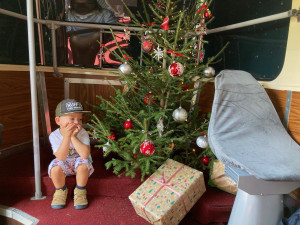 Mezi Libercem a Jabloncem jezdí vánoční tramvaj, příští týden bude vánoční atmosféru šířit na trase Liberec - Vratislavice