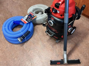 Nový vodní vysavač vyzkoušeli frýdlantští hasiči v ostrém provozu. Pomohl po prudkých bouřkách v minulém týdnu