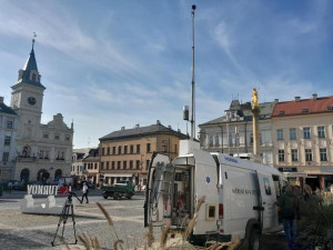 Měření v Turnově ukázalo největší znečištění ovzduší na náměstí Českého ráje