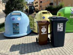 Chrastava rozmístila po městě popelnice na bioodpad. Zkouší, zda bude o jeho třídění zájem