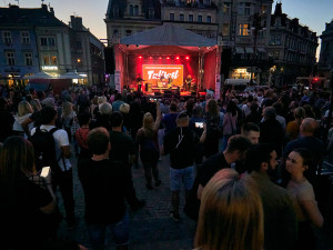 Náměstí před libereckou radnicí bude patřit Tulifest. Láká na soutěž kapel, program pro rodiny i hity Rammsteinů