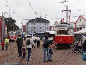 Dopravní podnik po sedmi letech otevře brány veřejnosti. Ukáže zázemí i vozy MHD