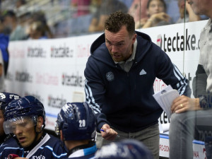 Tygři do nové sezony vstoupí na ledě Komety. Chceme nahánět špičku extraligy, říká trenér Pešán