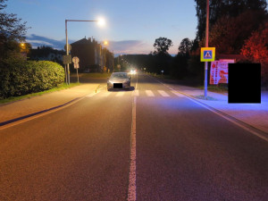 Nehoda na přechodu ve Smržovce. Řidič srazil nezletilou dívku