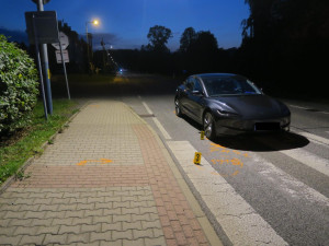 Nehoda na přechodu ve Smržovce. Řidič srazil nezletilou dívku