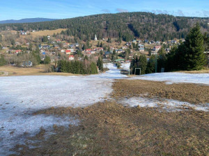 Bedřichov zjišťuje, zda jsou podnikatelé ochotni obci přispět na nákup skiareálu