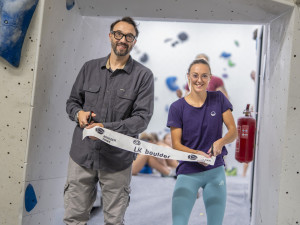 Boulderistka Jana Švecová otevřela novou lezeckou halu v Liberci