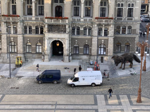 V Liberci po čtyřech měsících skončí oprava vstupního schodiště do radnice