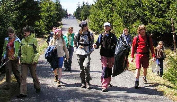 Od pátku do neděle mohou dobrovolníci v rámci akce Ukliďme Jizerky pomoci vyčistit Jizerské hory od odpadků