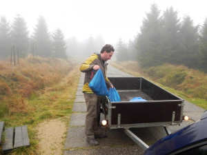 Od pátku do neděle mohou dobrovolníci v rámci akce Ukliďme Jizerky pomoci vyčistit Jizerské hory od odpadků