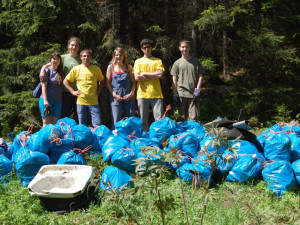 Od pátku do neděle mohou dobrovolníci v rámci akce Ukliďme Jizerky pomoci vyčistit Jizerské hory od odpadků