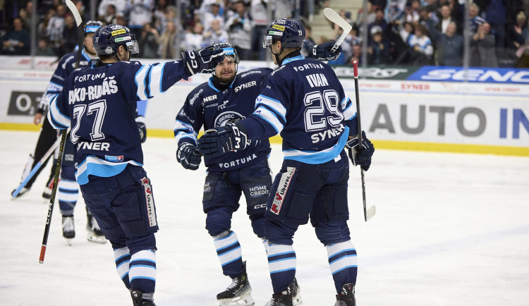 Tygři přerušili šňůru proher! Doma těsně přetlačili Motor České Budějovice a vyhráli 2:1