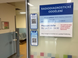 Českolipská nemocnice usnadní komunikaci neslyšících pacientů se zdravotníky. Nabízí jim online videohovor s tlumočníkem