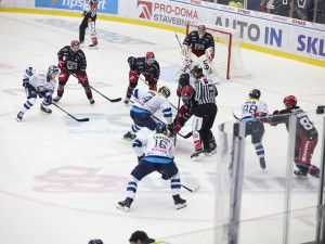 Tygři doma znovu mocně dotahovali, tři body ale bere Hradec. Tygři s ním prohráli 3:4