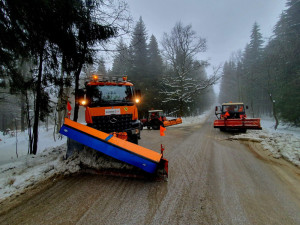 V Libereckém kraji přibylo převážně na Frýdlantsku úseků, kde se bude v zimě solit. Ne všude je to ale možné