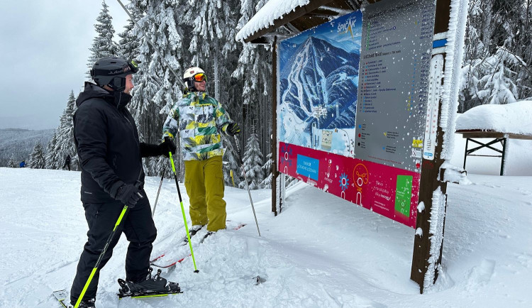 Největší šumavský lyžařský areál v Plzeňském kraji nezdražil už druhý rok ceny denních skipasů