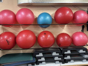 Vybavení posilovny libereckého bazénu jde do dražby