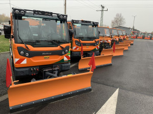 Techniku na zimu máme připravenou, hlásí technické služby. Do poslední chvíle se věnují běžné činnosti