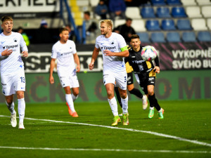 Krásná trefa Hlavatého neplatila, jiný gól nepadl. Slovan se rozešel s Hradcem bez branek