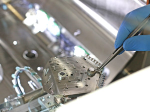 Liberecká univerzita má elitu mezi mikroskopy. Přístroj za 145 milionů se dostane i pod povrch a nabízí 3D pohled na vzorek