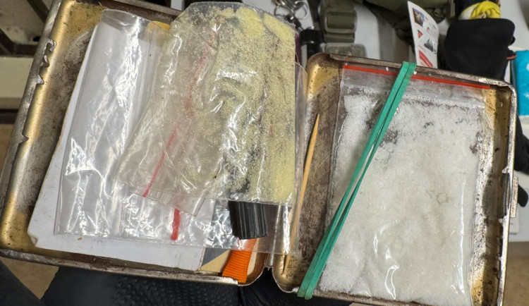 Policisté odhalili varnu pervitinu v Hainewalde. Drogu tam vyráběli Češi