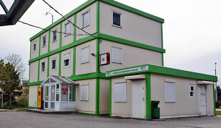 Zázemí Autobusového nádraží v Liberci se v lednu přesune do blízké budovy Uran