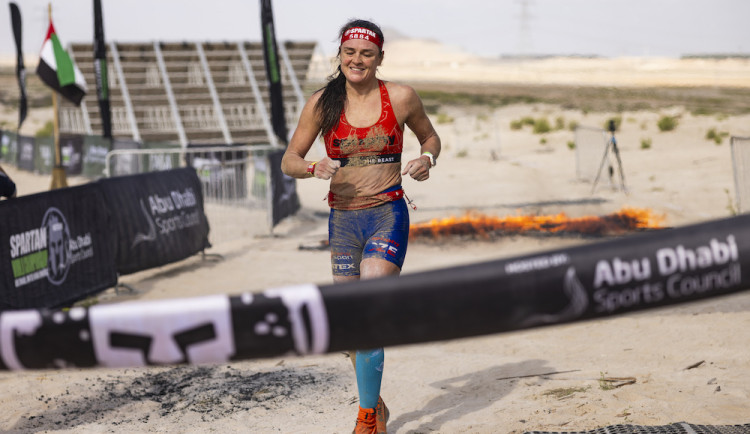 Další úspěch Zuzany Kocumové. Na Mistrovství světa závodů Spartan vybojovala bronz