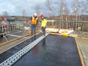 Most u Bílého Kostela se dopravě plně otevře ve čtvrtek 12. prosince. Na jaře ho čeká ještě oprava vozovky