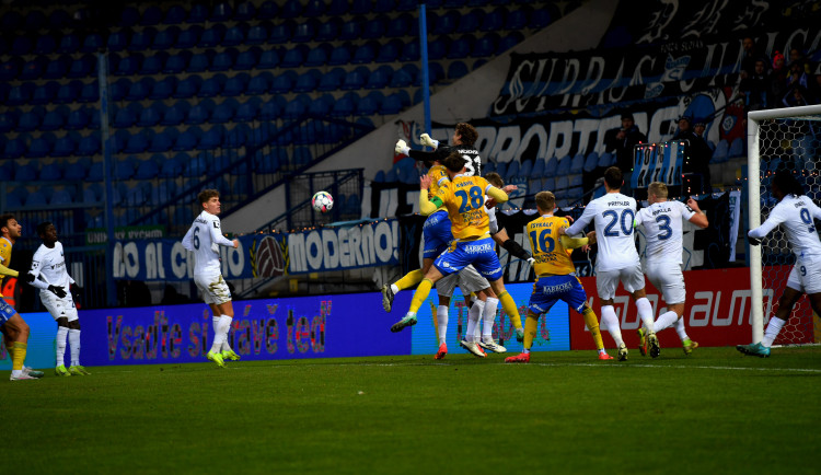 Slovan v posledním domácím utkání podzimu vyhrál. Teplice porazil 3:0