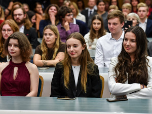 Kraj ocenil devadesát žáků za výbornou reprezentaci v oblasti vzdělávání