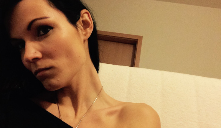 Co s nemocným dělá anorexie? Zažere se do mozku, ovládne mysl a nutí dělat odporné věci