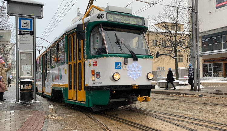 Do Liberce dorazí Betlémské světlo. Poprvé pojede také tramvají