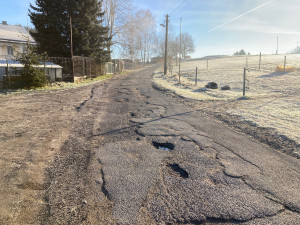 Heřmánková ulice v Machníně, která je zároveň cyklostezkou, se dočká příští rok nového povrchu