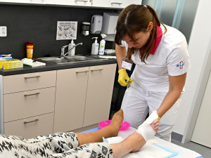 V centru léčí nehojící se rány