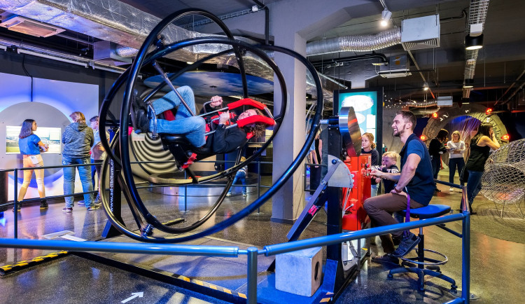 Do iQLANDIE loni přišlo skoro půl milionu návštěvníků. Science centrum rozšířilo expozice, myslí i na seniory