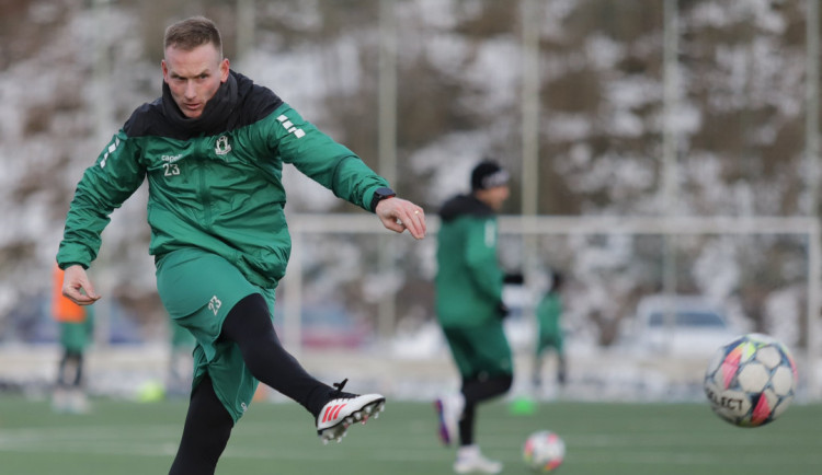 Záložník Petr Ševčík končí ve Slavii, zapojil se do přípravy s Jabloncem